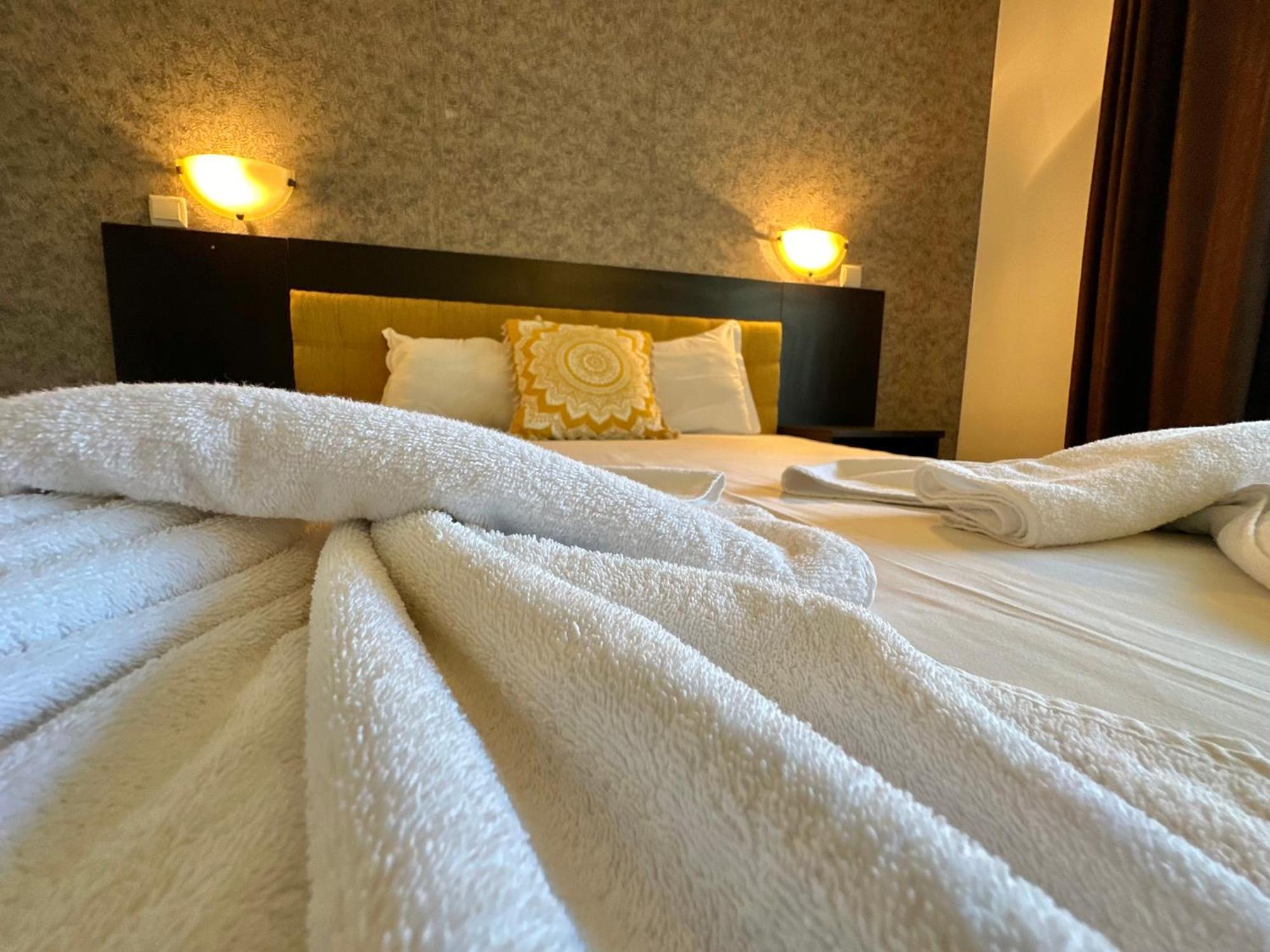 סאני ביץ' Menada Imperial Heights Villas מראה חיצוני תמונה