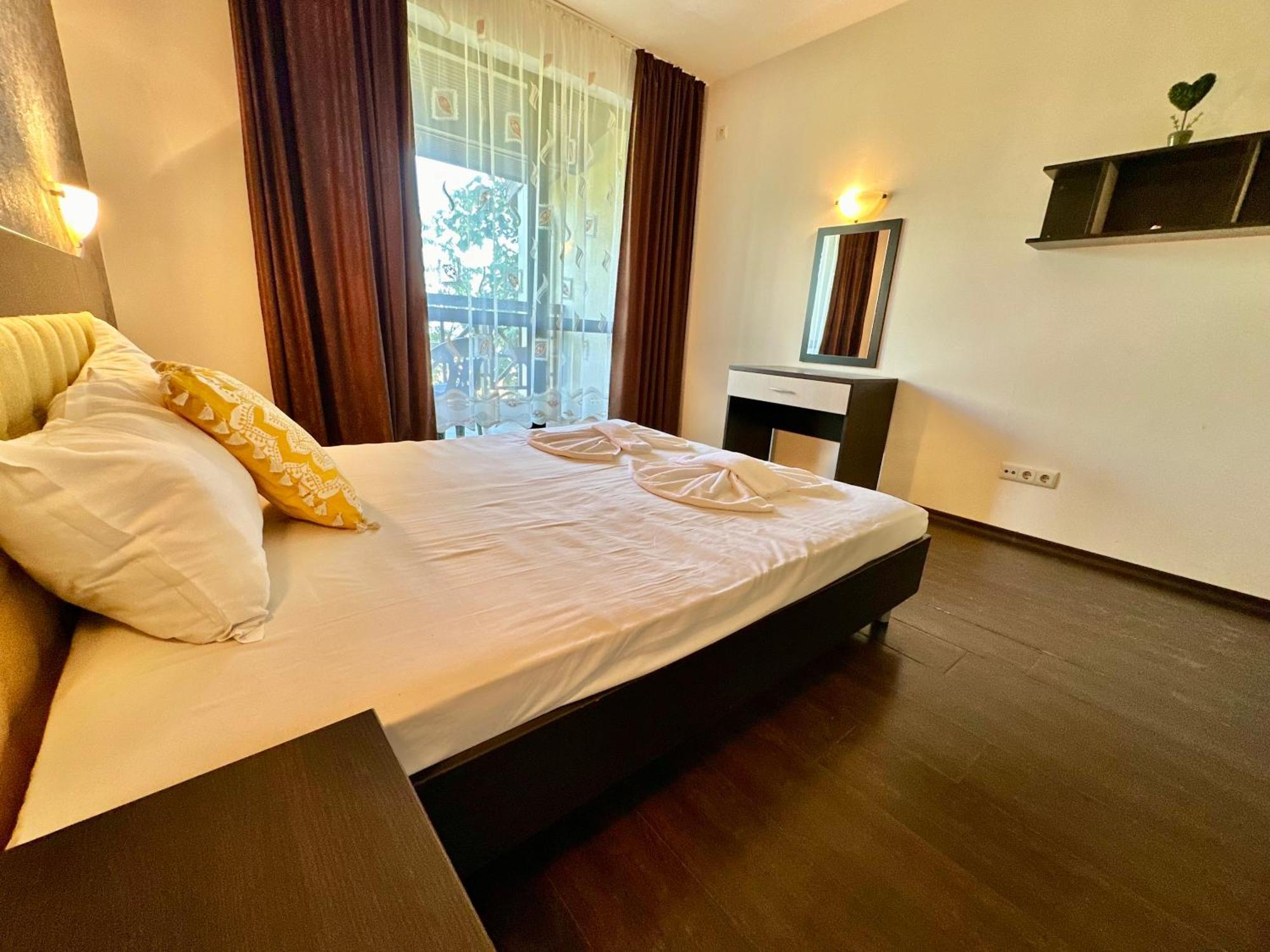 סאני ביץ' Menada Imperial Heights Villas מראה חיצוני תמונה