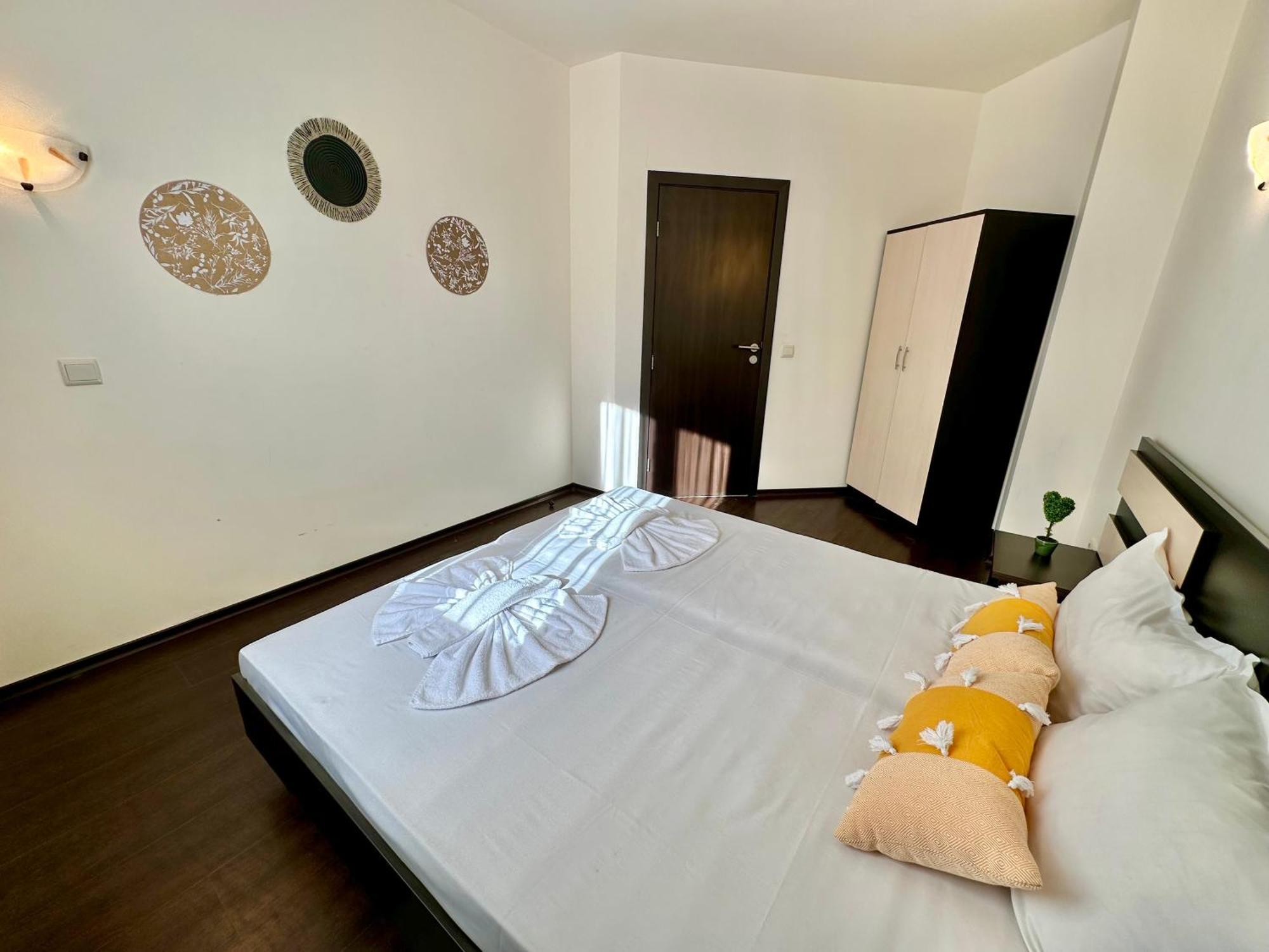 סאני ביץ' Menada Imperial Heights Villas מראה חיצוני תמונה